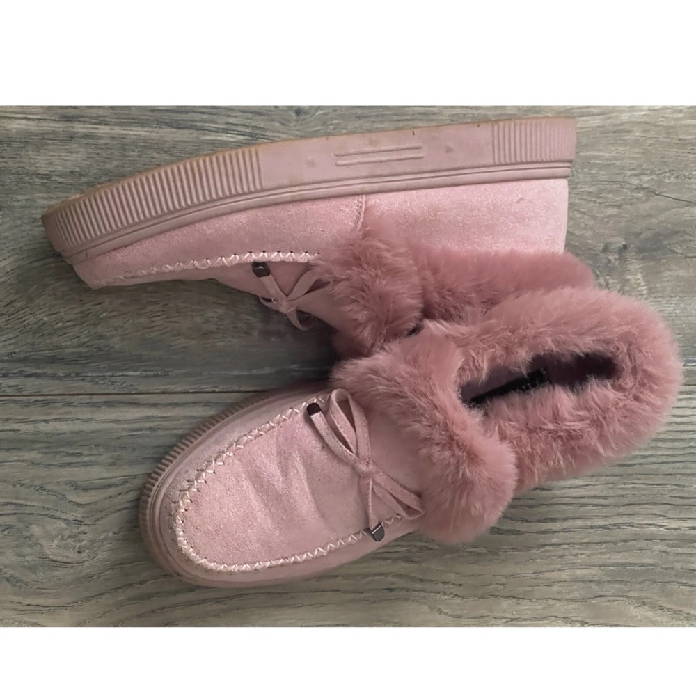 Cozy Pink Fur Moccasins for Women